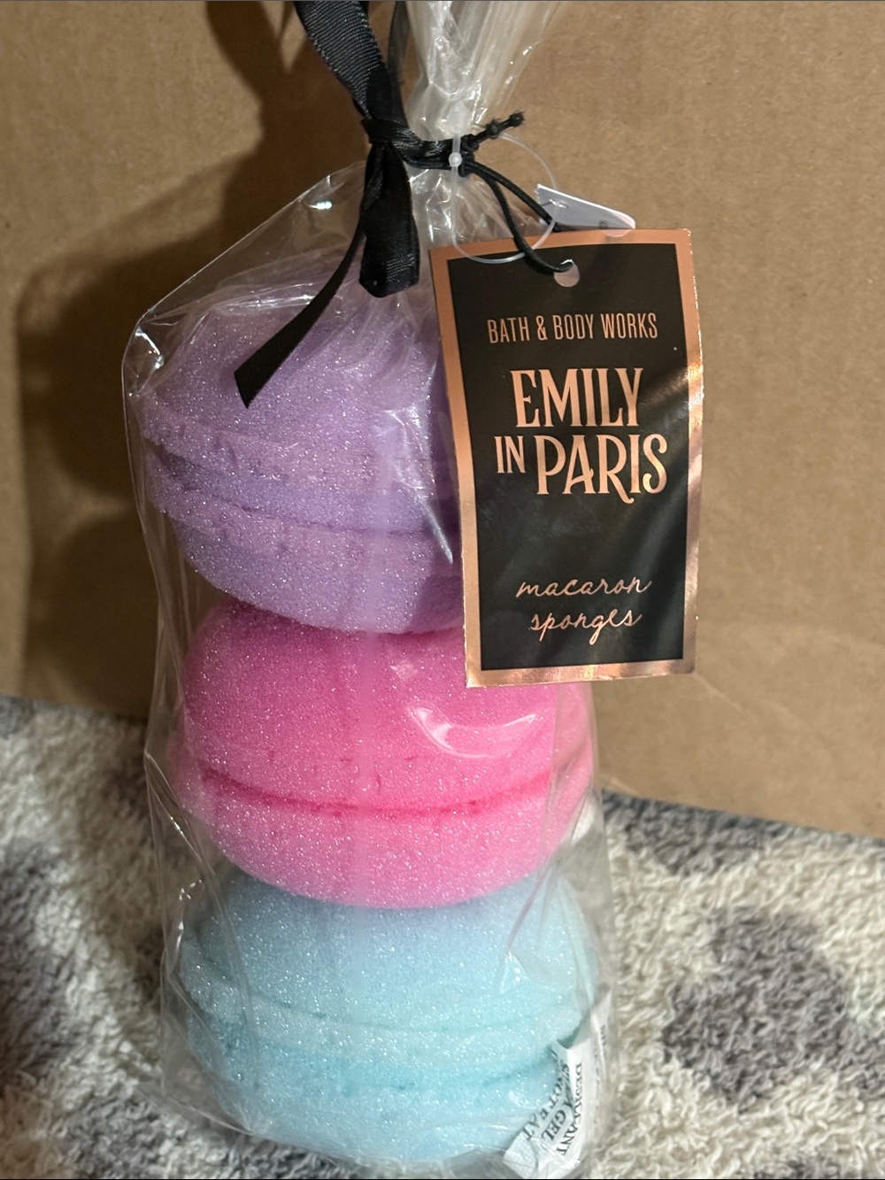 Bath & Body Works Emily in Paris Macaron Sponges 💜🩷🩵